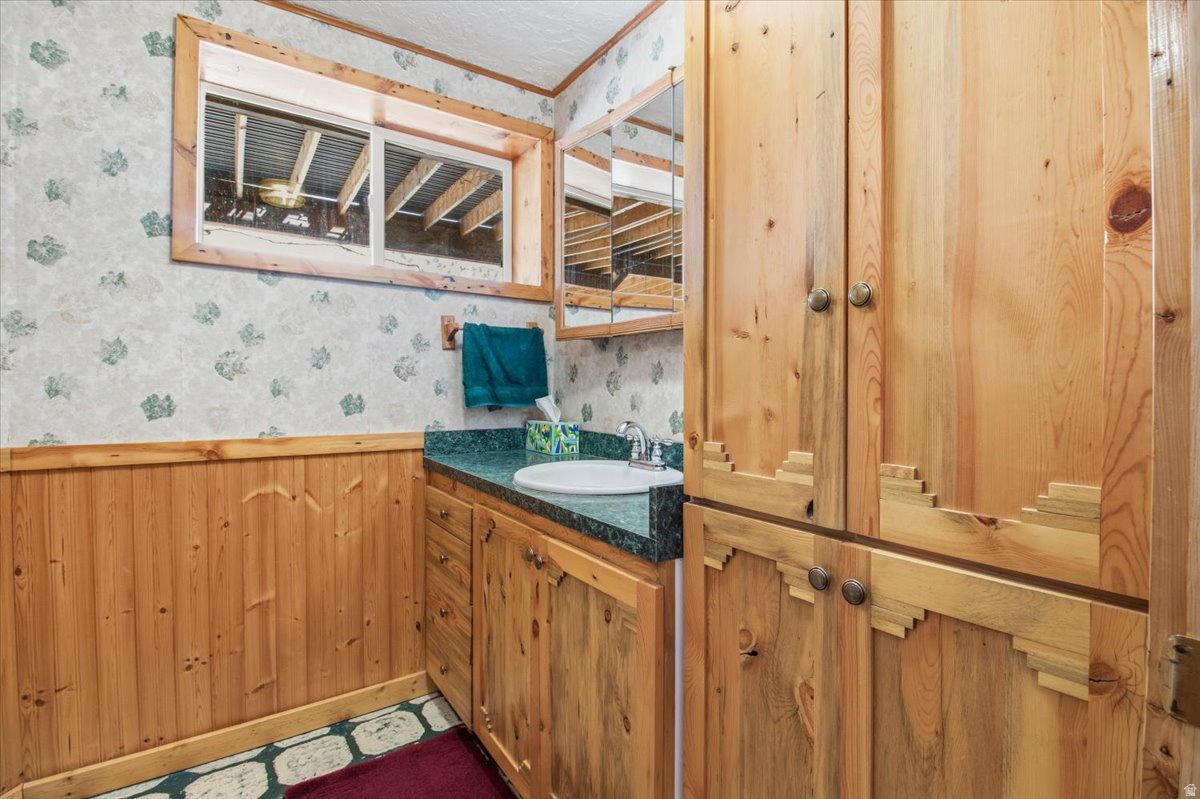YOUNG PROPERTY - Residential