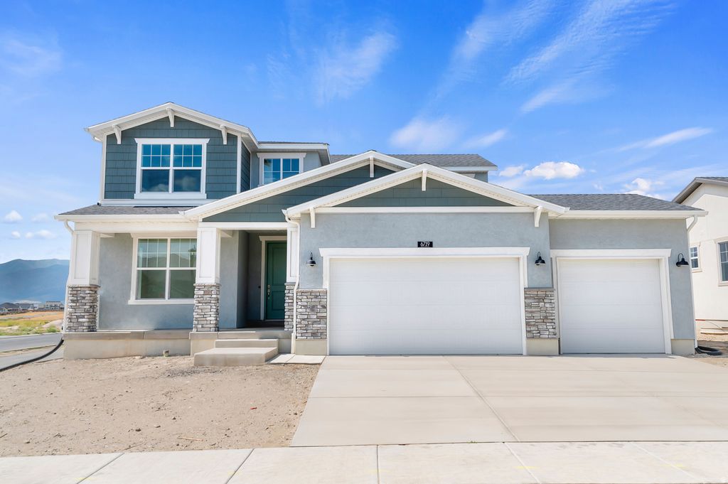 Photo of 6719 N DESERT CRK, Eagle Mountain, UT 84005 (MLS # 2144453)