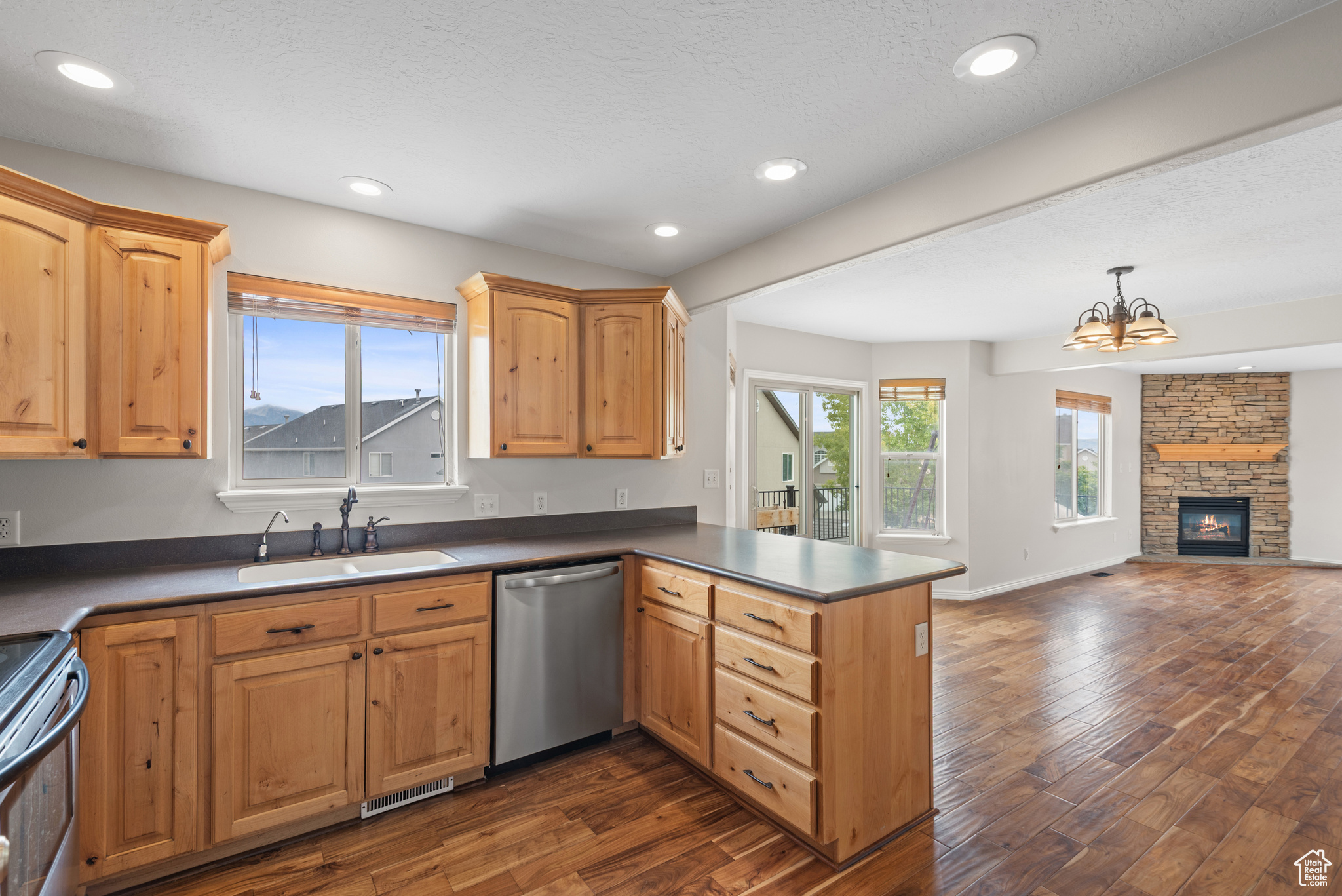 MAPLES AT JORDAN HILLS PHASE 5 - Residential