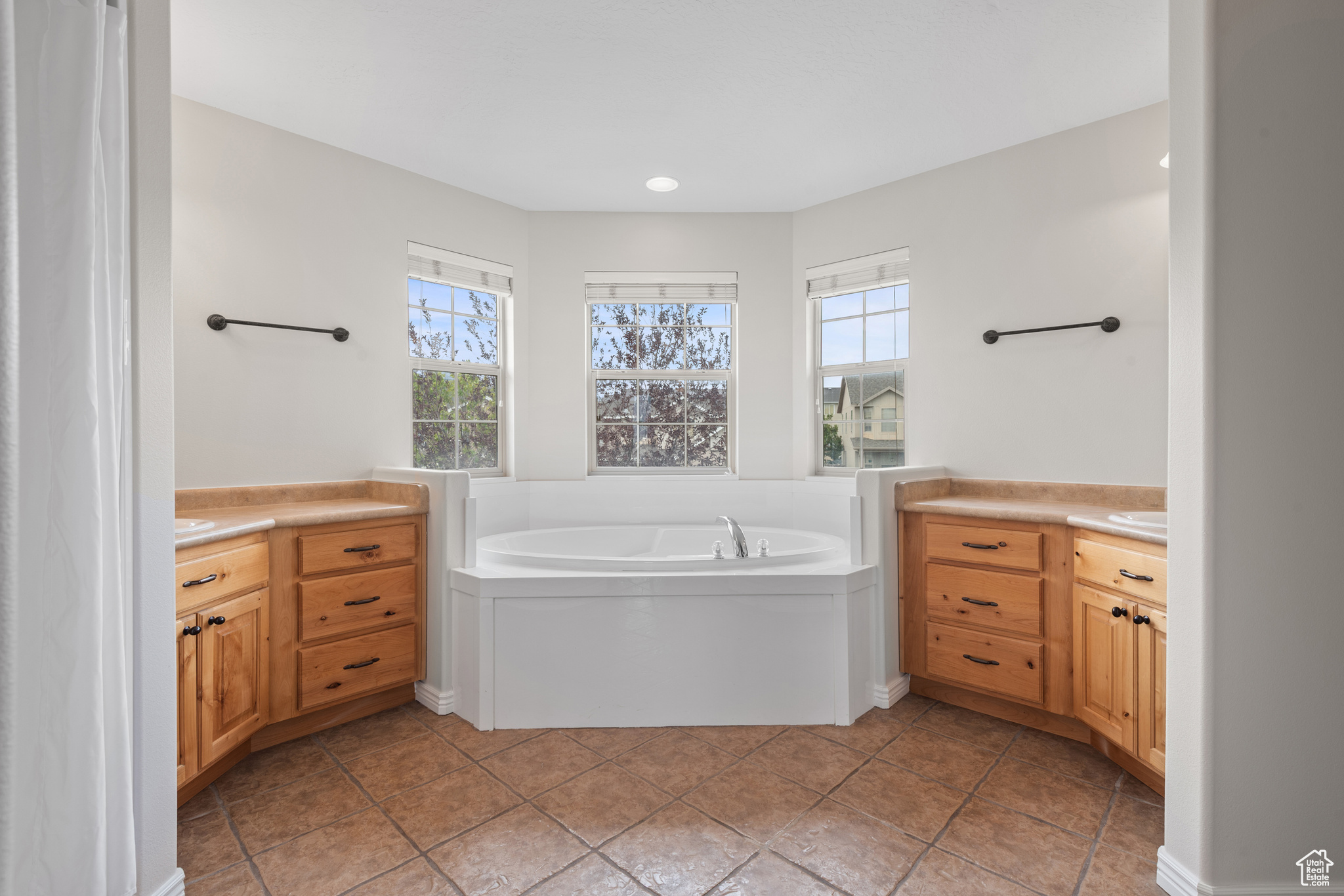 MAPLES AT JORDAN HILLS PHASE 5 - Residential