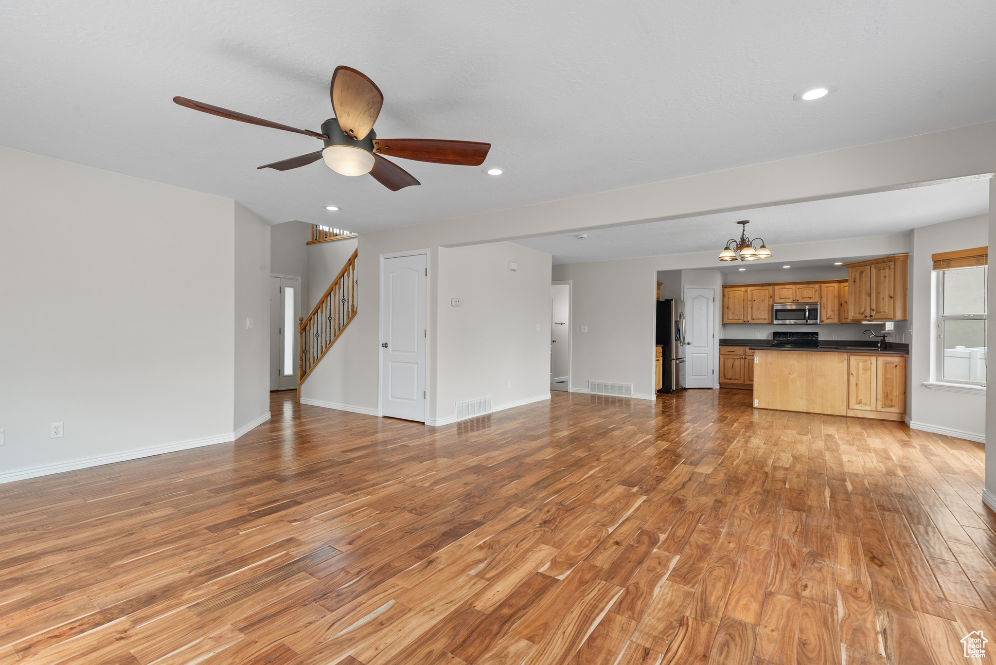 MAPLES AT JORDAN HILLS PHASE 5 - Residential
