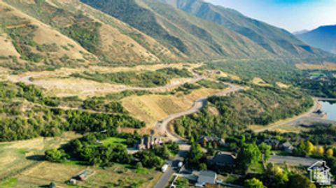 Tiny photo for 304 S KRISSA ST #3, Mapleton, UT 84664 (MLS # 2119938)