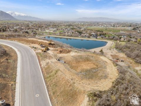 Tiny photo for 304 S KRISSA ST #3, Mapleton, UT 84664 (MLS # 2119938)