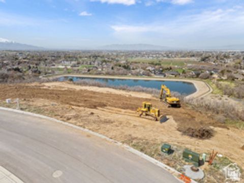 Tiny photo for 304 S KRISSA ST #3, Mapleton, UT 84664 (MLS # 2119938)