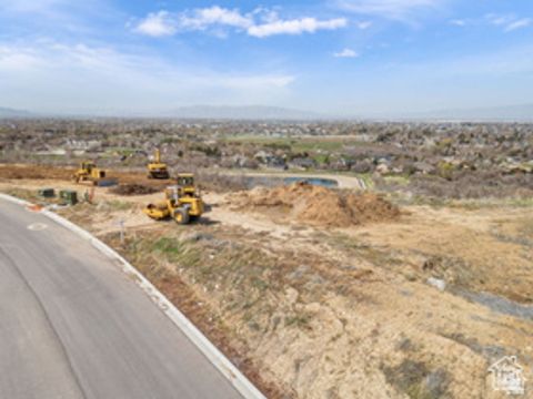 Tiny photo for 304 S KRISSA ST #3, Mapleton, UT 84664 (MLS # 2119938)