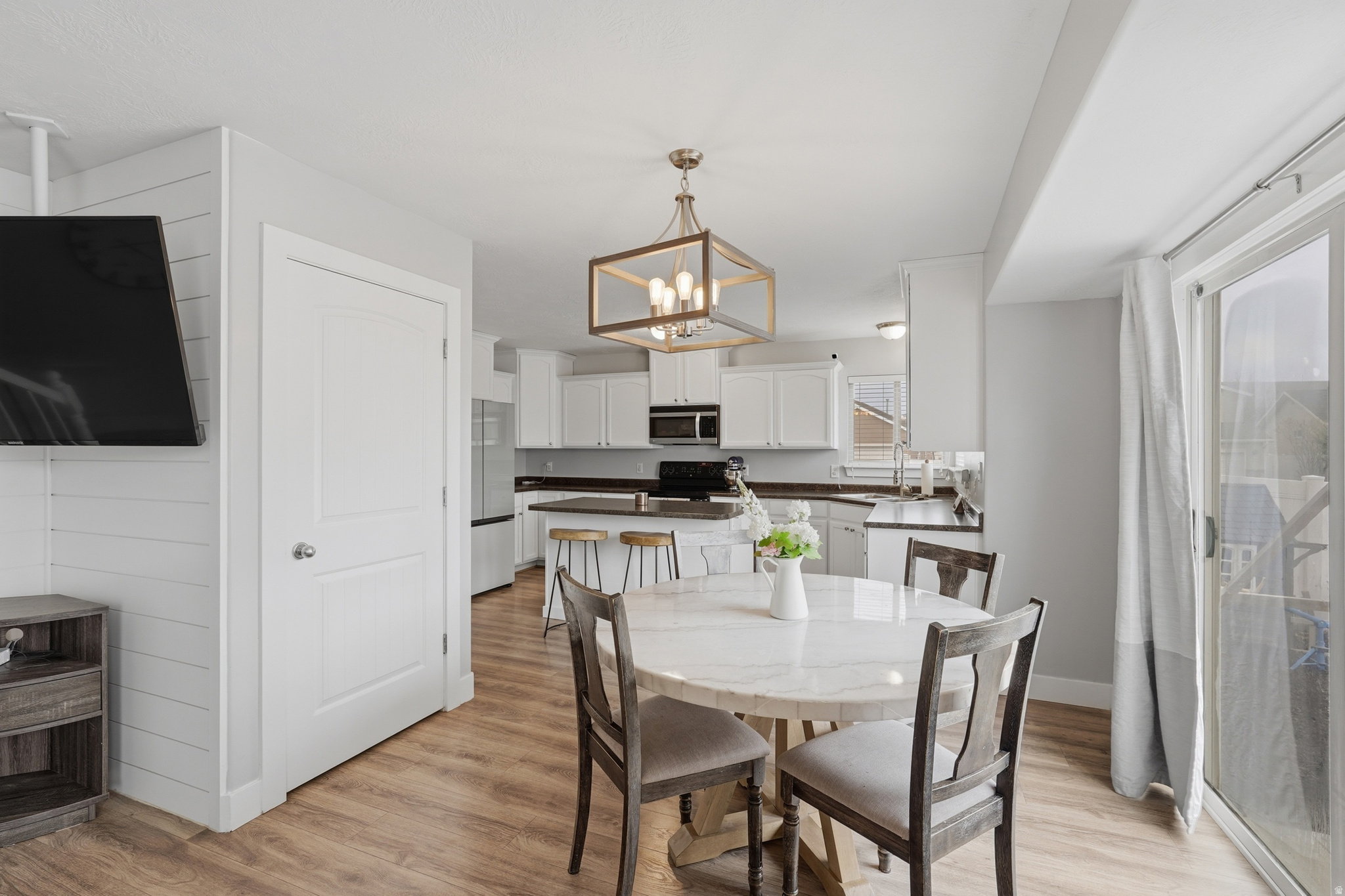 KAUFMAN AND BROAD AT PILGRIMS LANDING - Residential