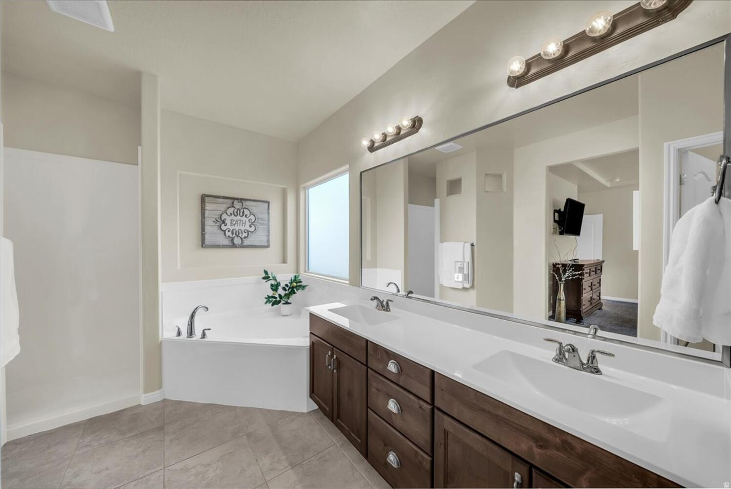 REDWOOD ESTATES PH 8A - Residential