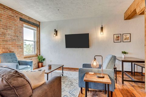 Tiny photo for 327 W 200 S #305, Salt Lake City, UT 84101 (MLS # 2135707)