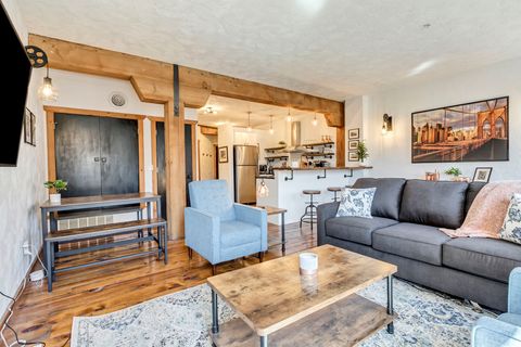 Tiny photo for 327 W 200 S #305, Salt Lake City, UT 84101 (MLS # 2135707)