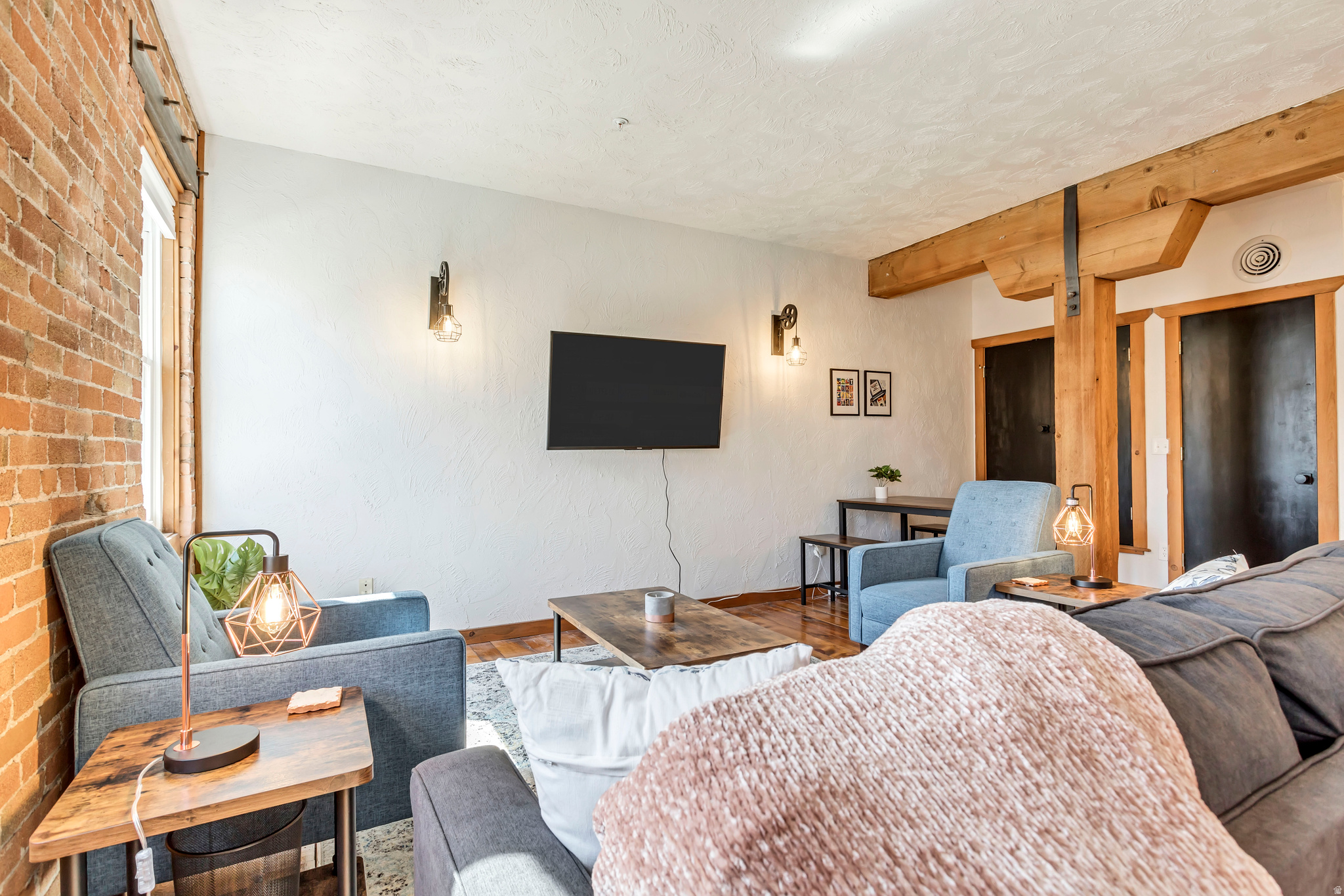 WAREHOUSE DISTRICT - Residential