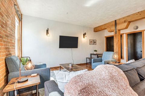 Tiny photo for 327 W 200 S #305, Salt Lake City, UT 84101 (MLS # 2135707)