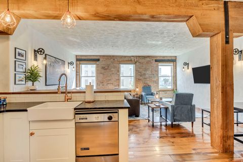 Tiny photo for 327 W 200 S #305, Salt Lake City, UT 84101 (MLS # 2135707)