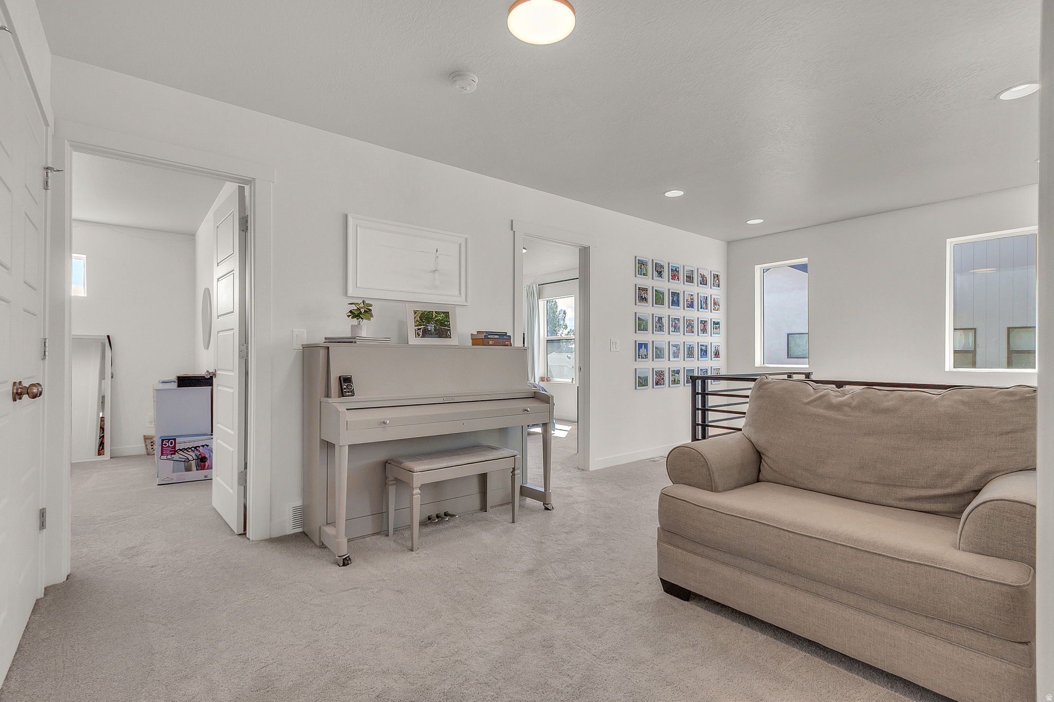 PARKVIEW COTTAGES - Residential