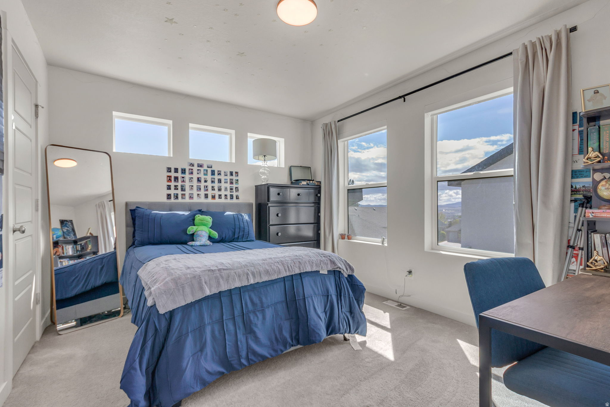 PARKVIEW COTTAGES - Residential
