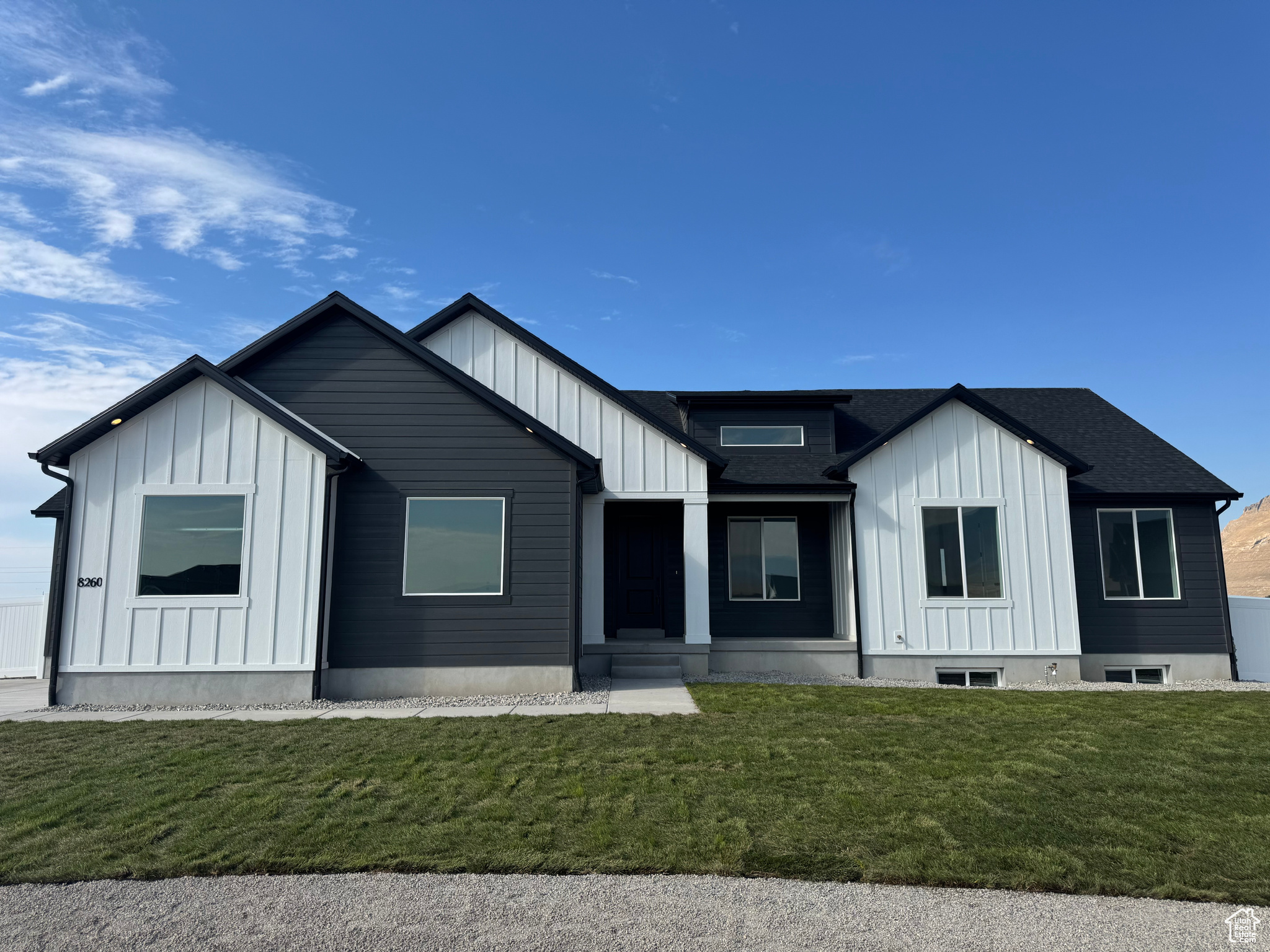 BRIDLE WALK - Residential