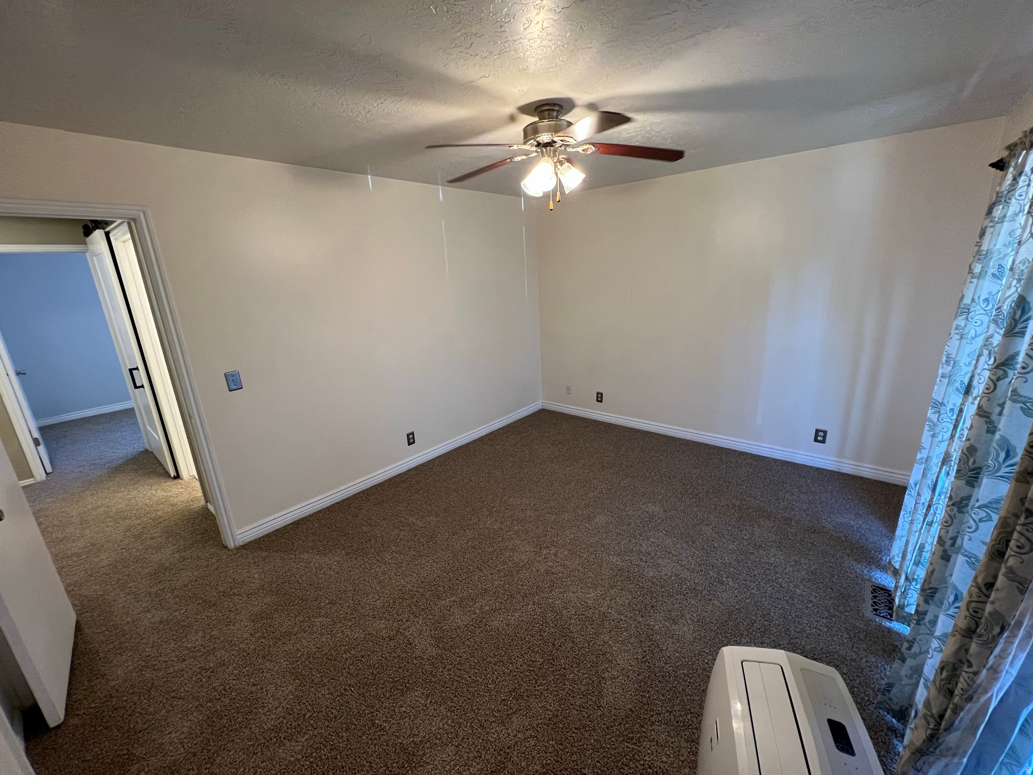 MEADOW CREEK TOWNHOMES - Residential