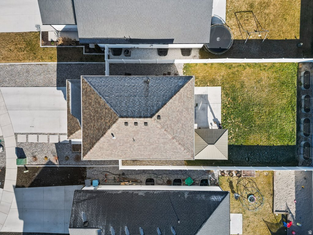 ROBERTS ROOST TWIN H - Residential