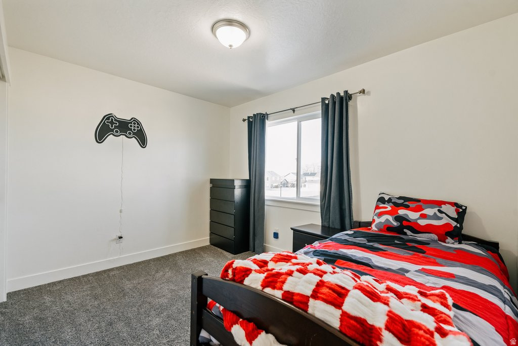 ROBERTS ROOST TWIN H - Residential