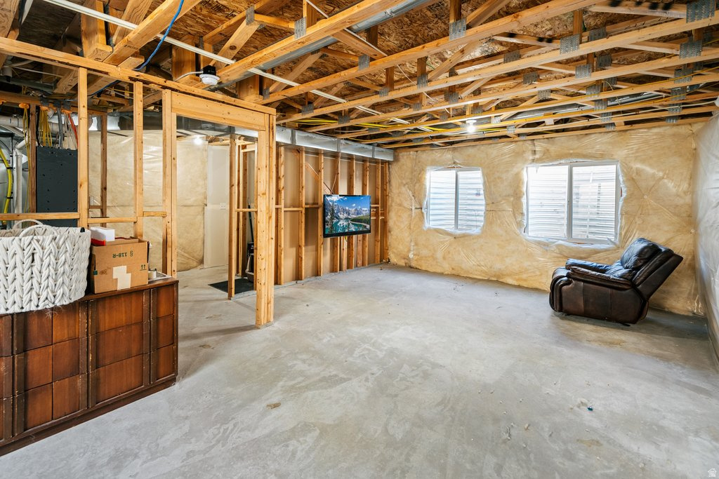 ROBERTS ROOST TWIN H - Residential