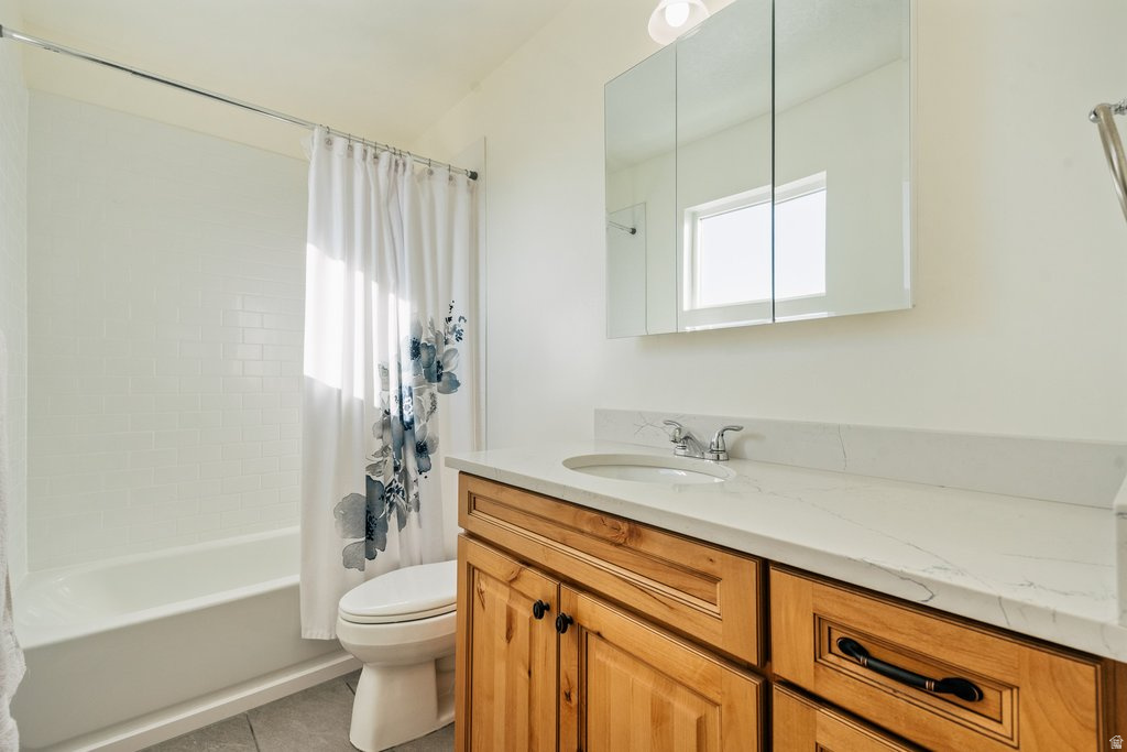 ROBERTS ROOST TWIN H - Residential