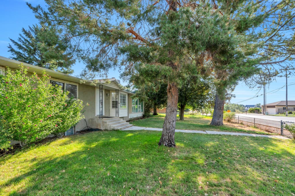 Photo of 6554 W 9600 N, Highland, UT 84003 (MLS # 2177965)