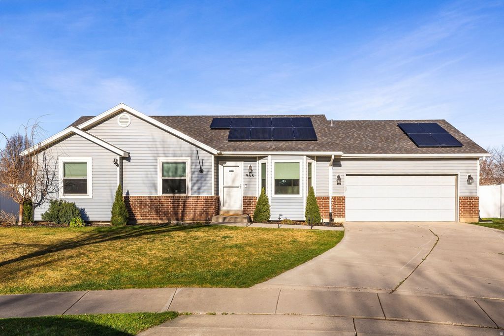 Photo of 968 S 970 W, Woods Cross, UT 84087 (MLS # 2146130)