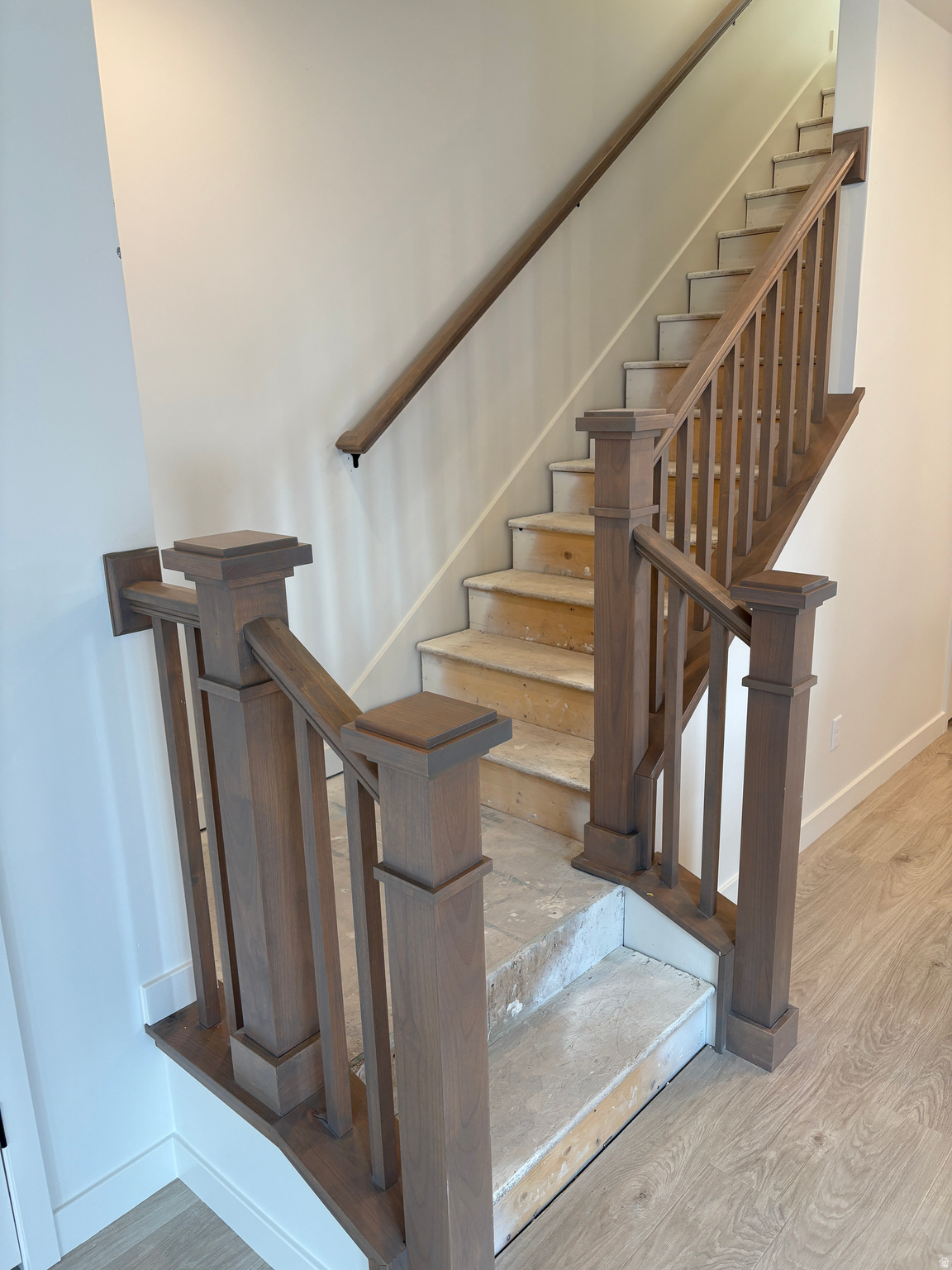 DAYBREAK - Residential