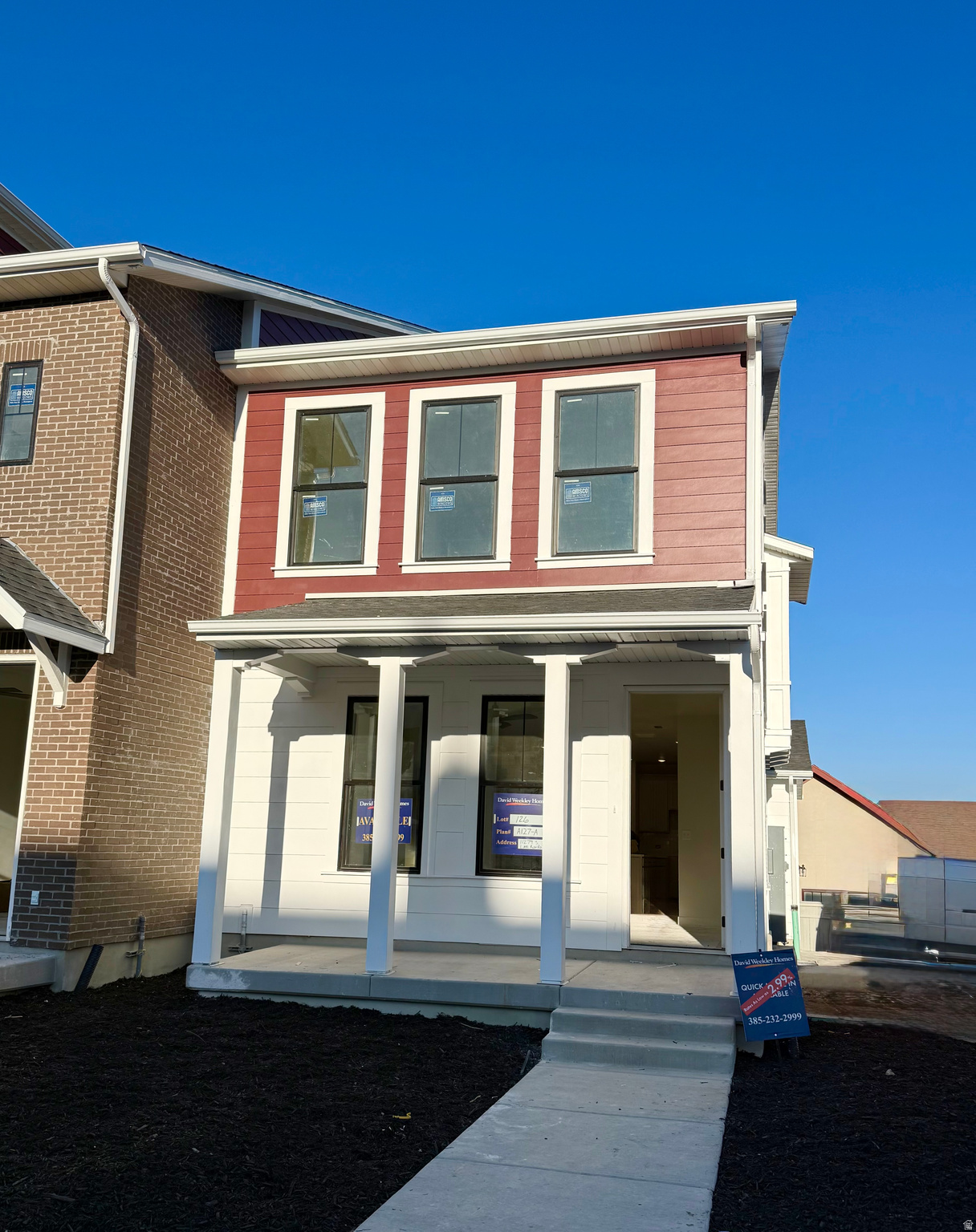 DAYBREAK - Residential