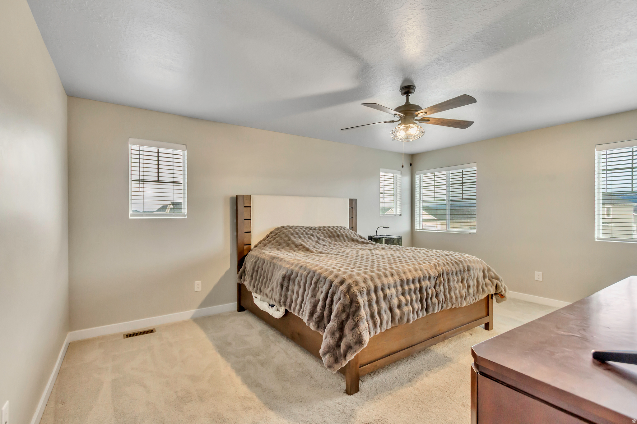 OVERLAND - Residential