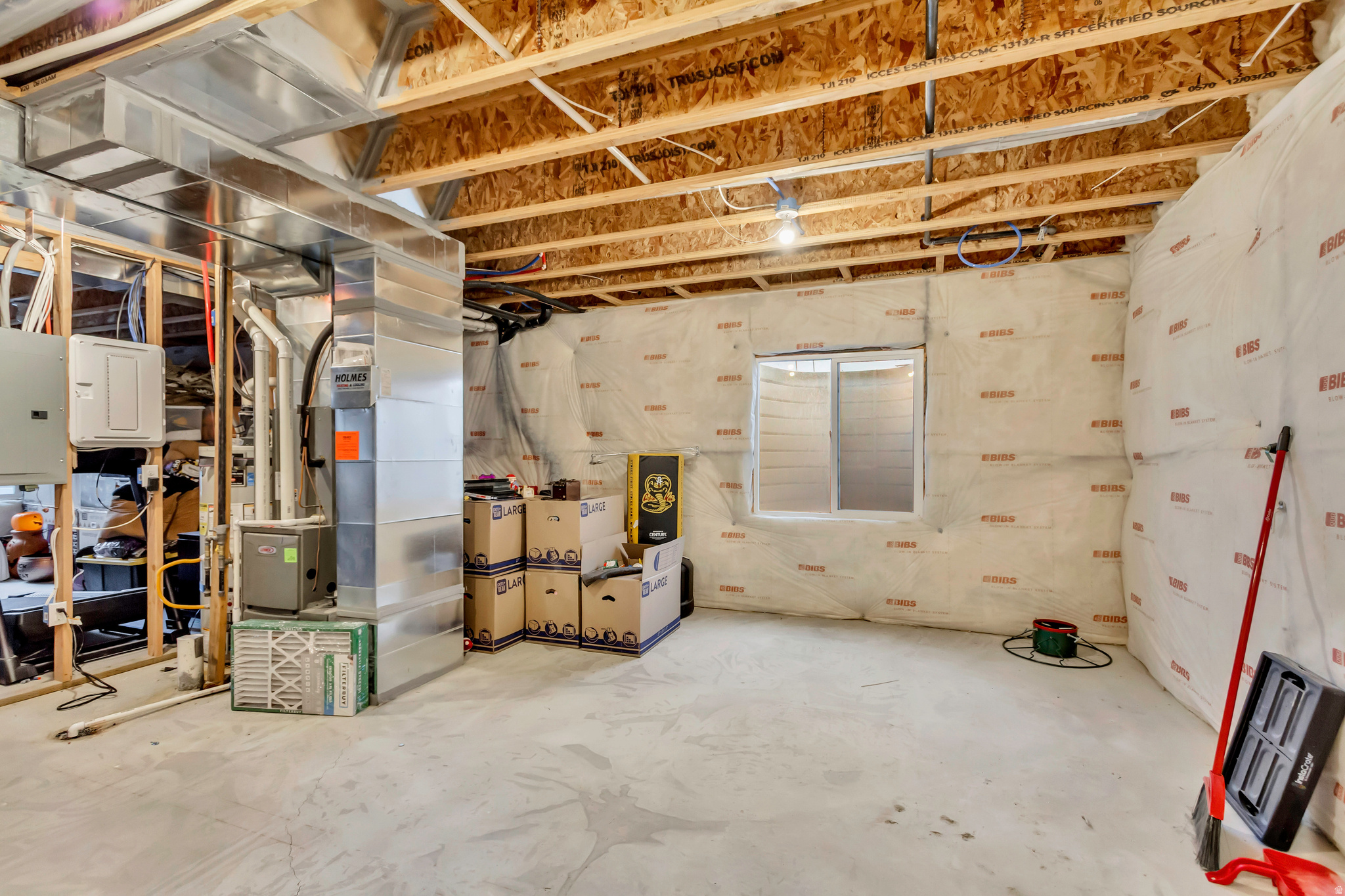 OVERLAND - Residential