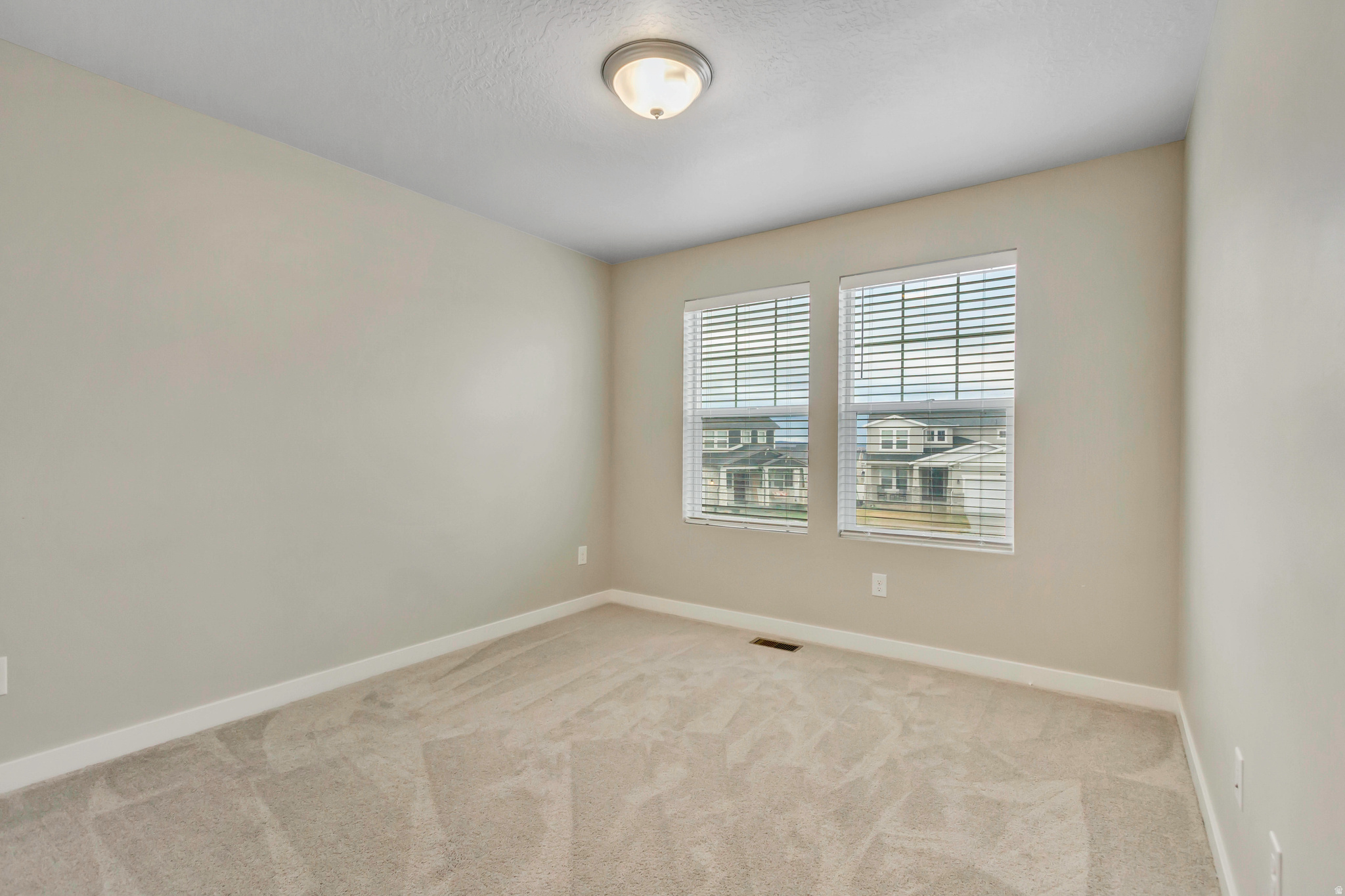 OVERLAND - Residential