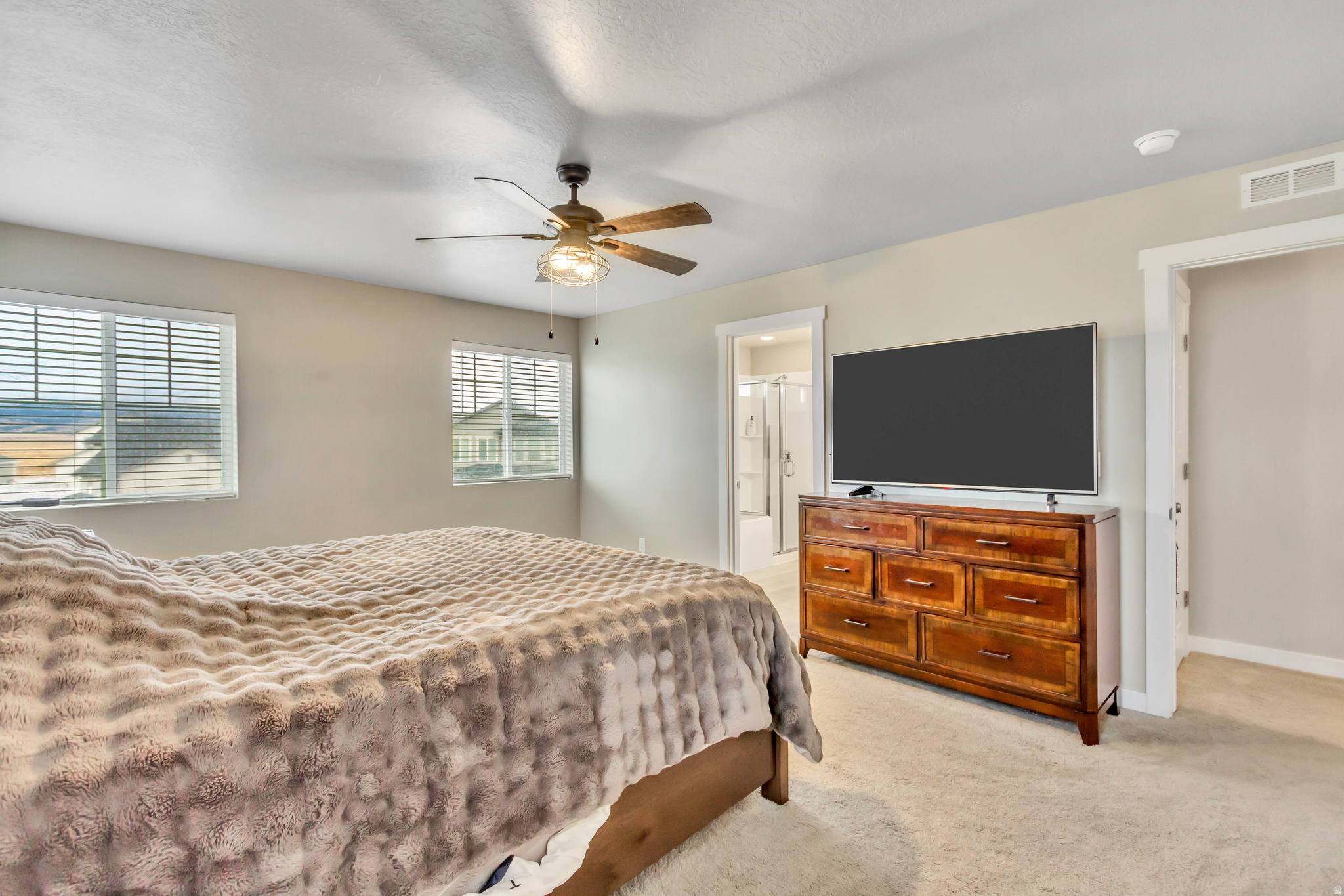 OVERLAND - Residential