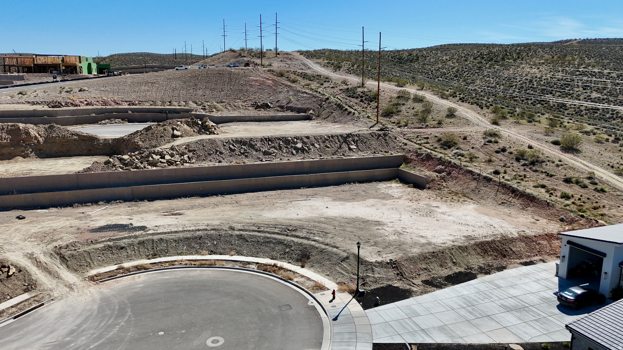 HILLS AT SANTA CLARA - Land