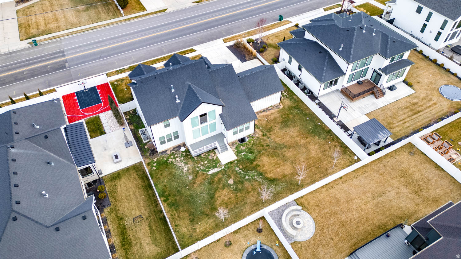 VIVIAN ESTATES - Residential