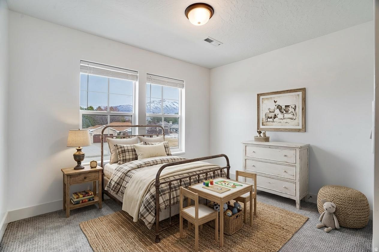 VIVIAN ESTATES - Residential