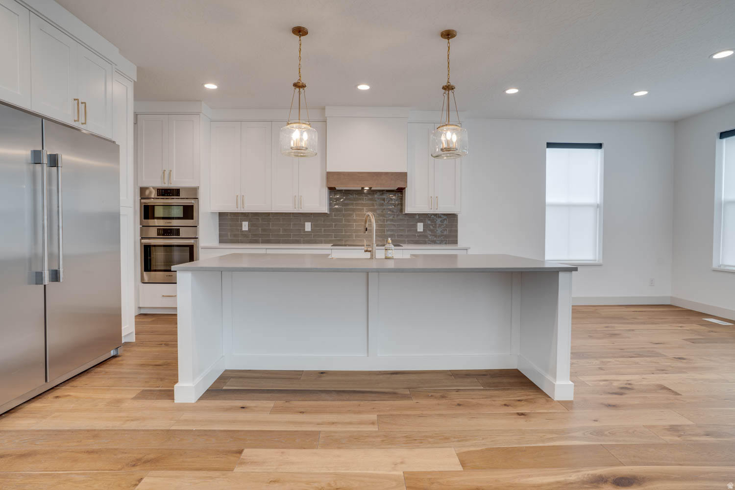 VIVIAN ESTATES - Residential