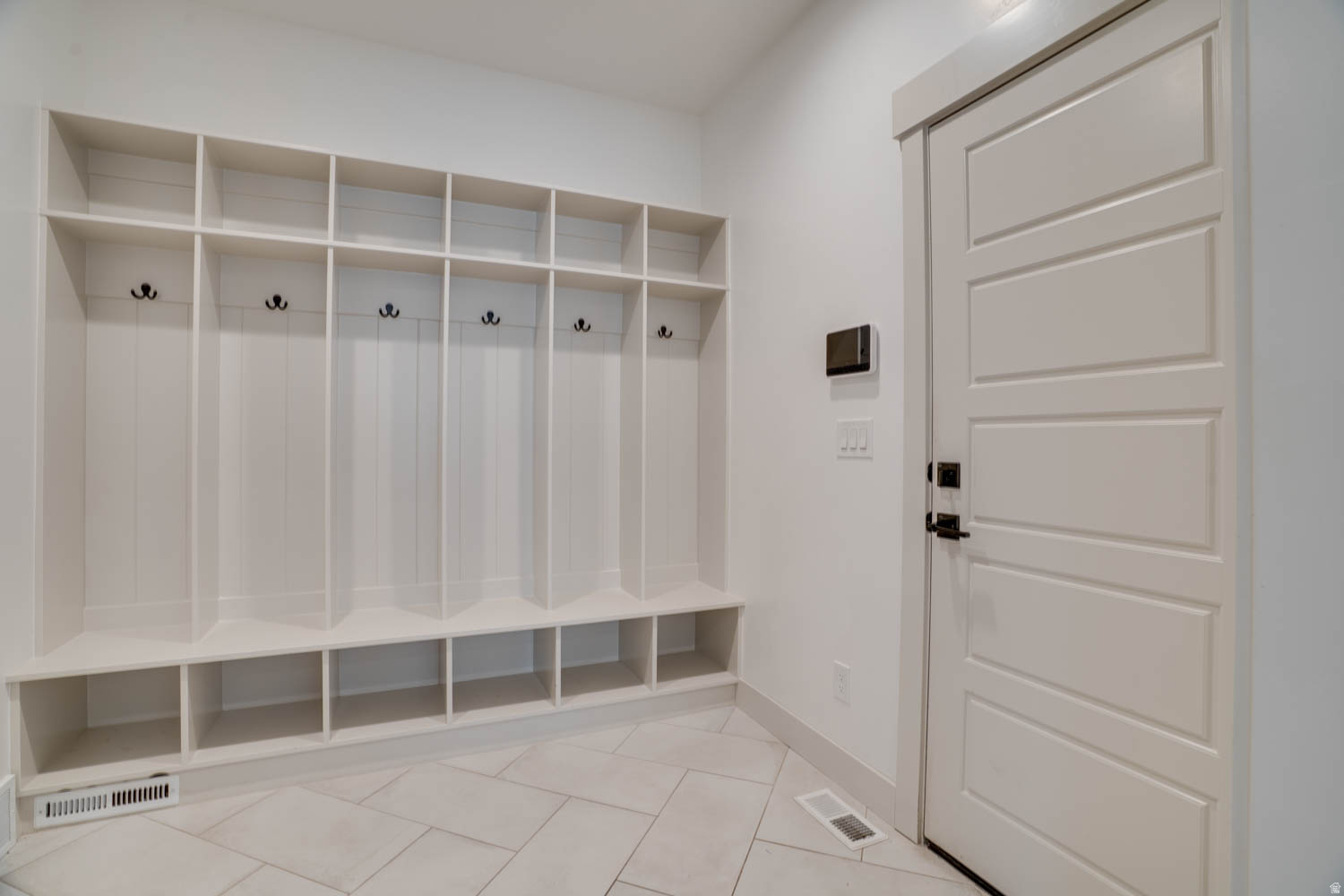 VIVIAN ESTATES - Residential