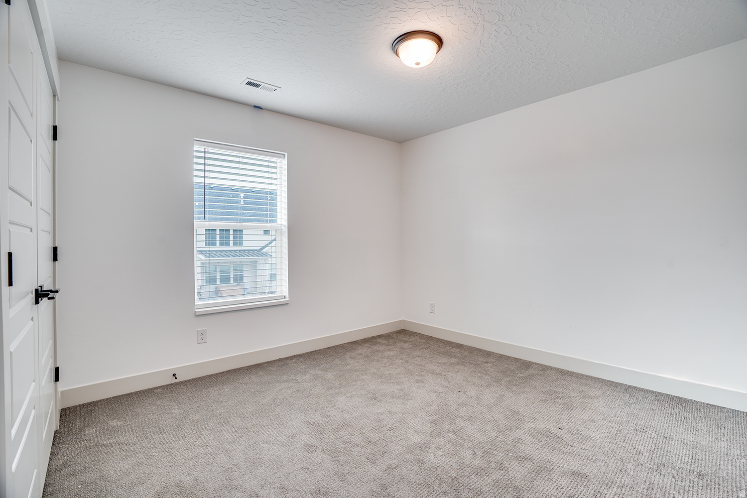 VIVIAN ESTATES - Residential