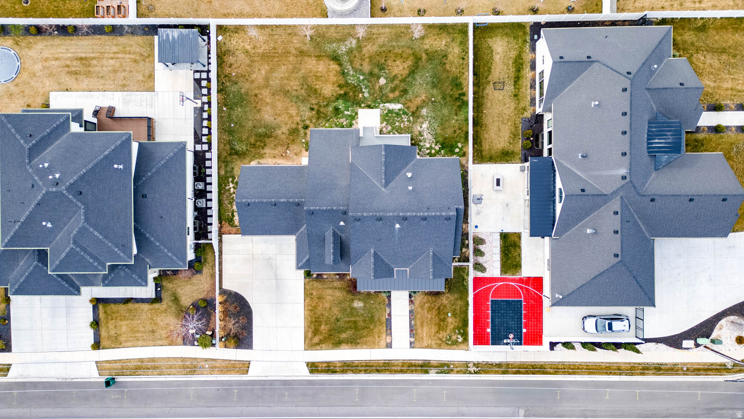 VIVIAN ESTATES - Residential