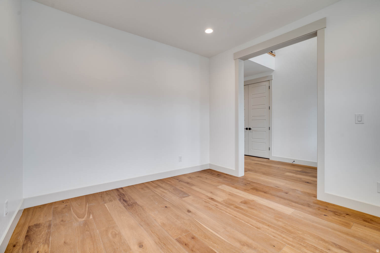 VIVIAN ESTATES - Residential