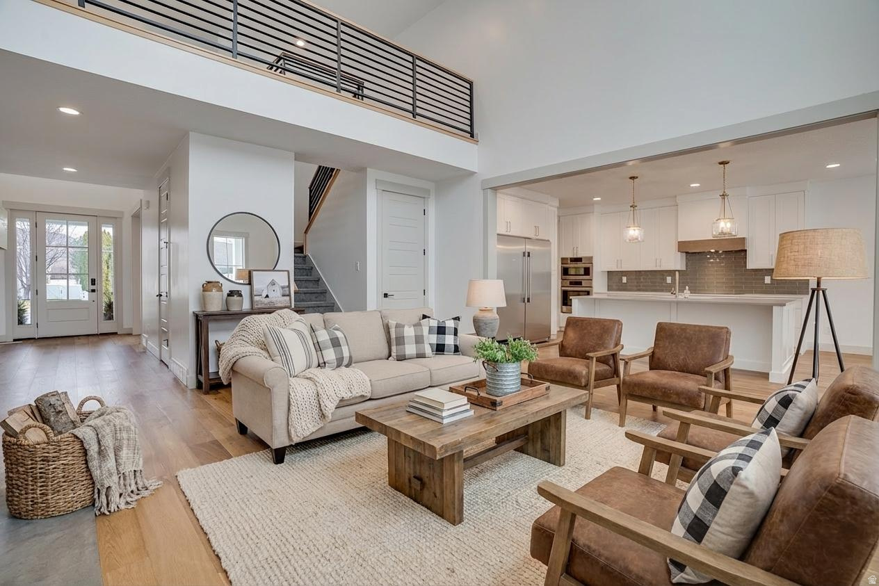 VIVIAN ESTATES - Residential