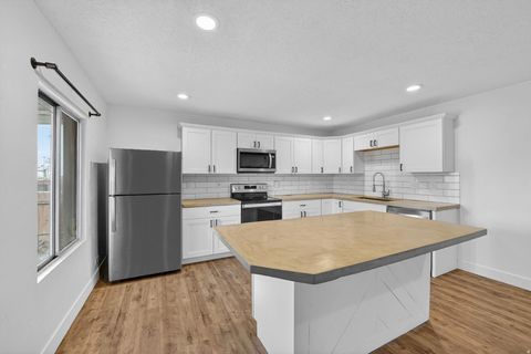 Tiny photo for 45 E GUEST AVE, Salt Lake City, UT 84115 (MLS # 2142079)