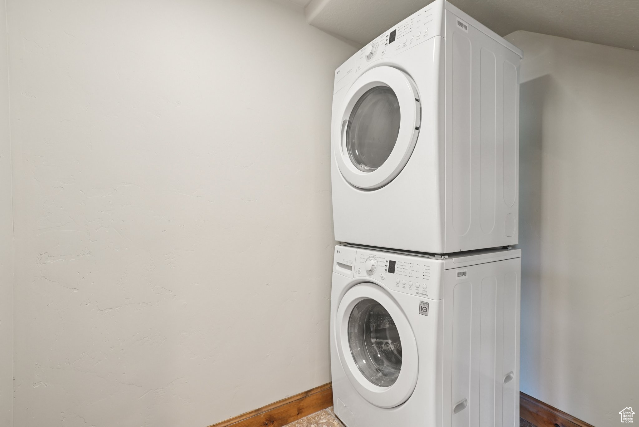 SHORES PLAT B - Residential