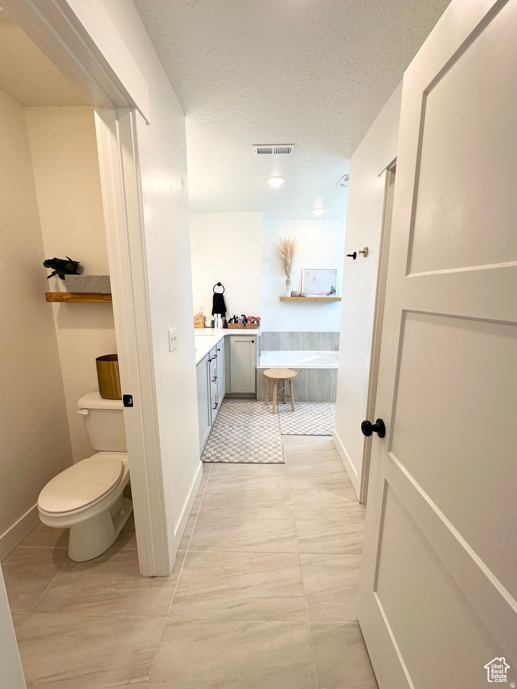 Photo of 399 S 650 E, American Fork, UT 84003 (MLS # 2148504)