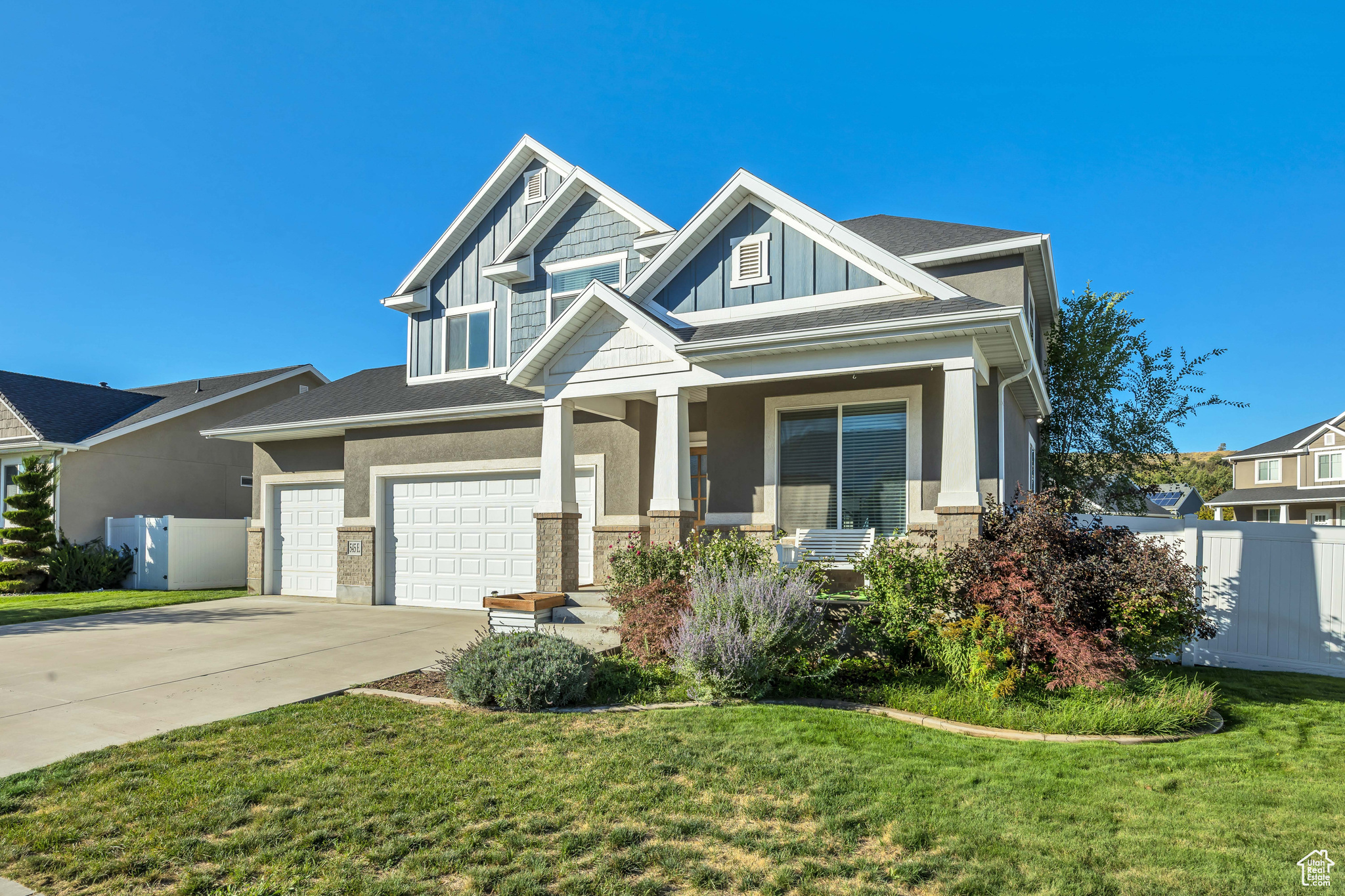 CANYON MEADOWS - Residential
