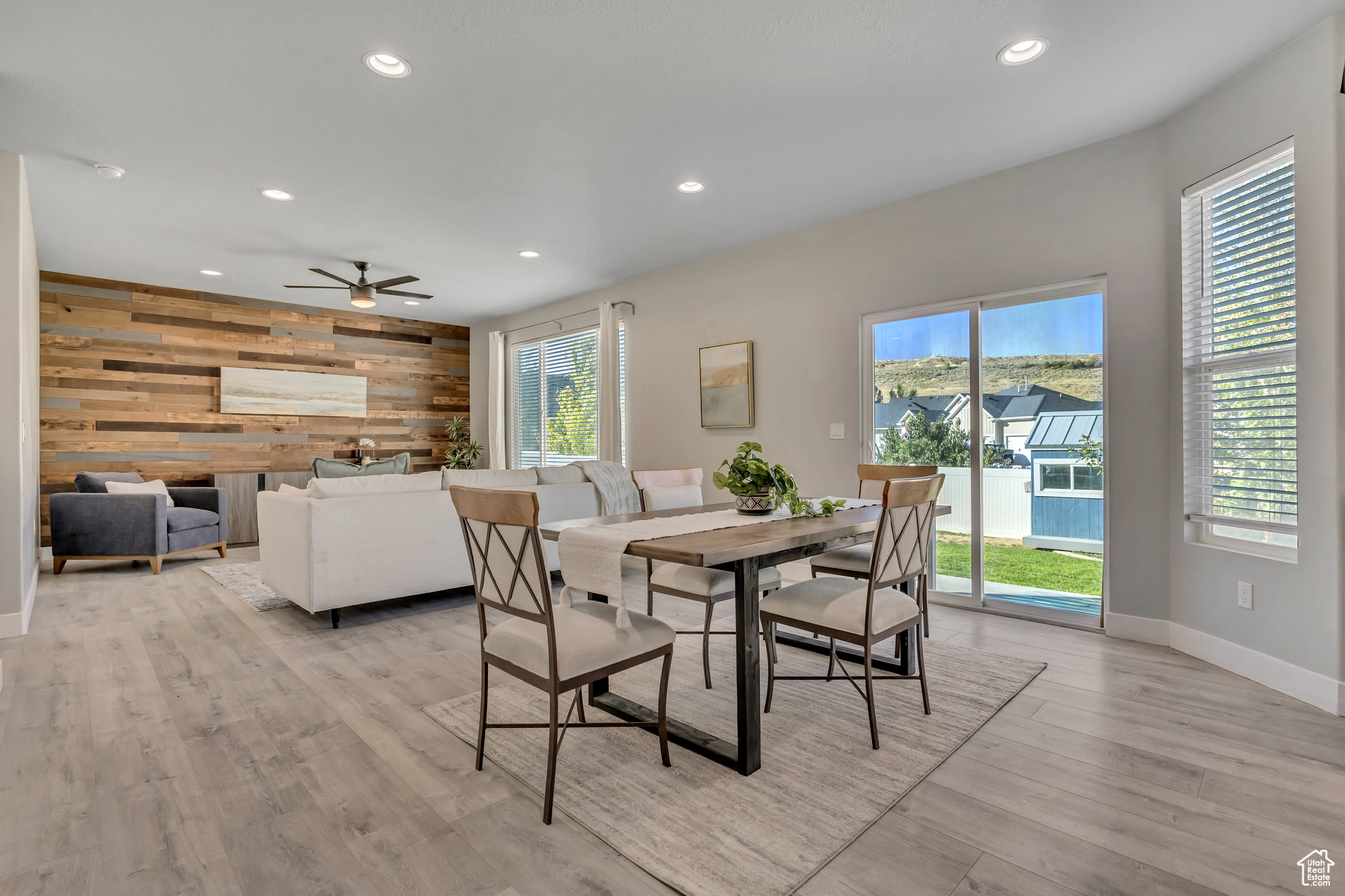 CANYON MEADOWS - Residential