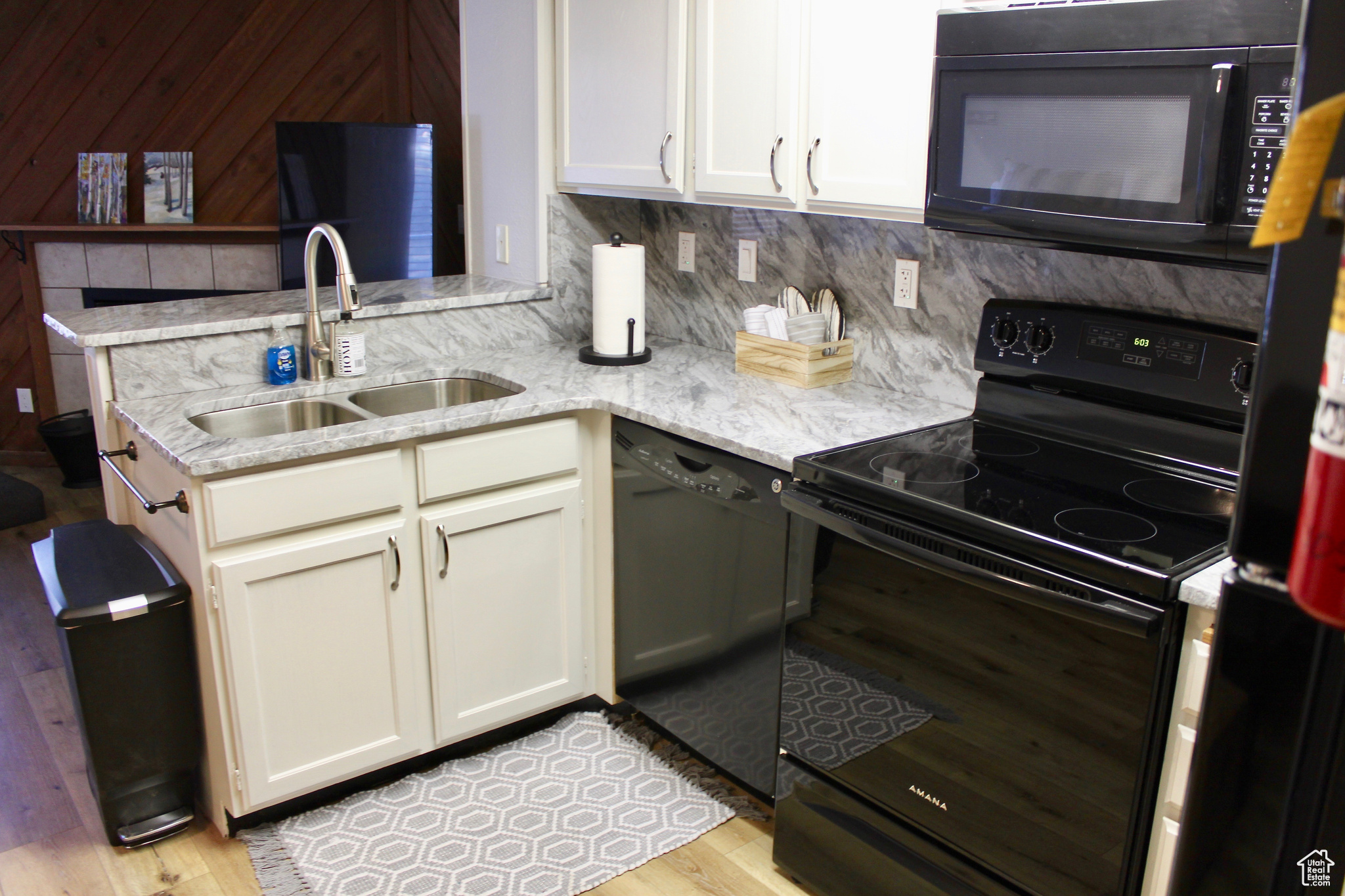 TIMBERBROOK - Residential