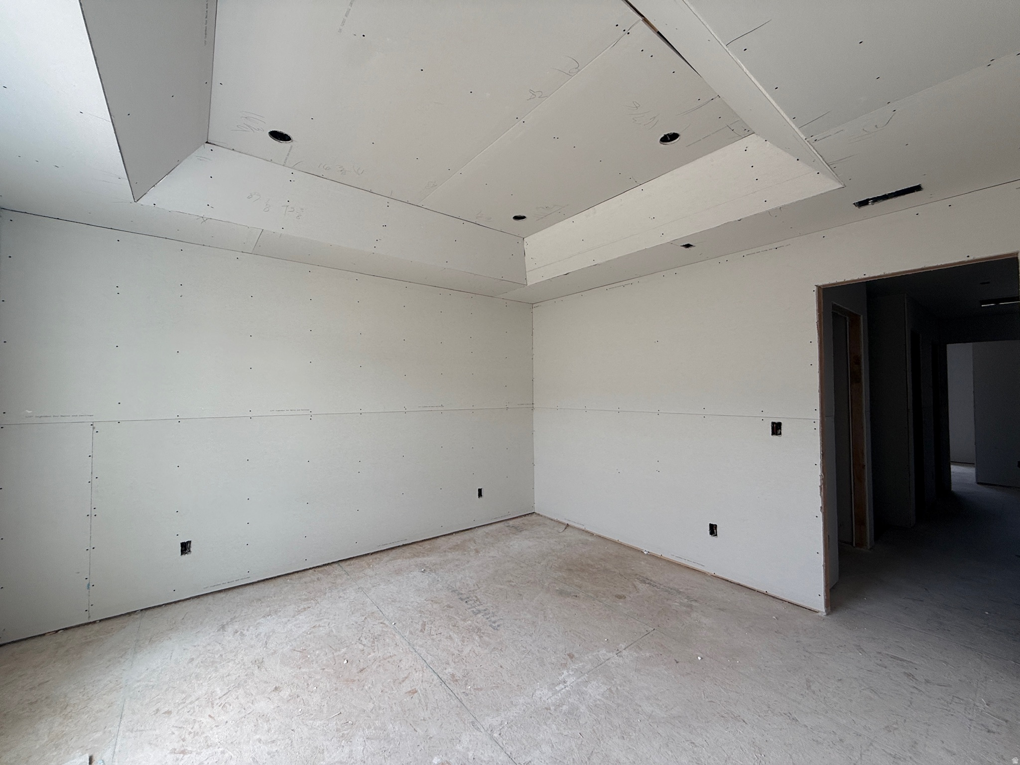 SMITHFIELD CREST - Residential