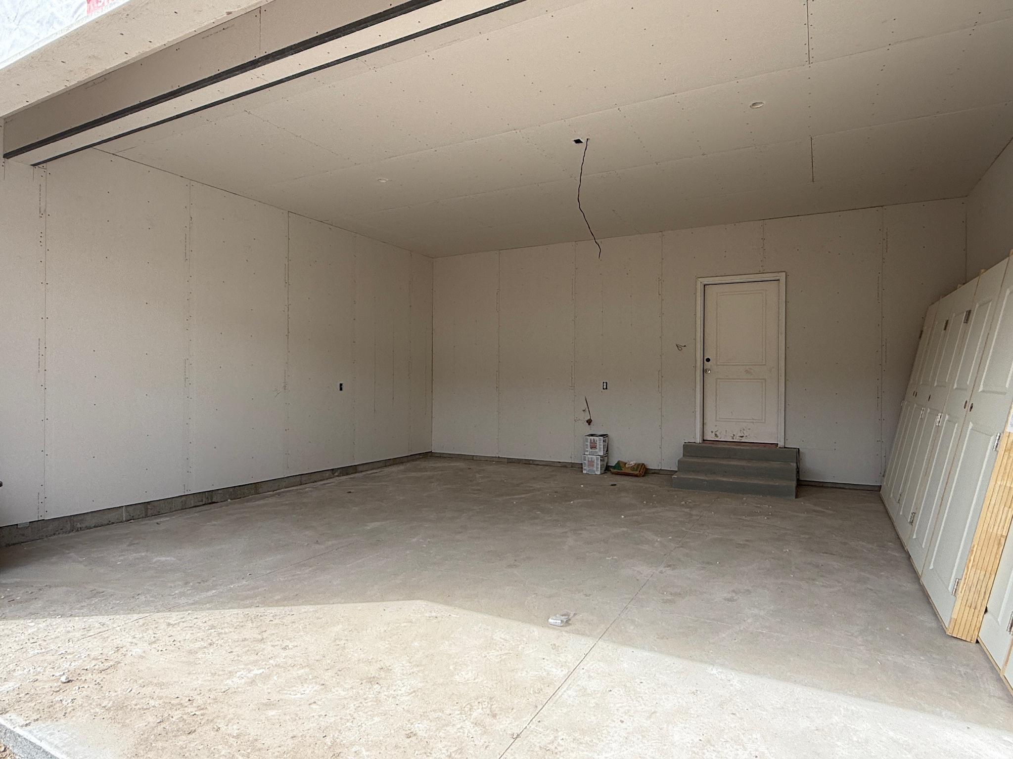 SMITHFIELD CREST - Residential