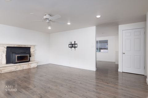 Tiny photo for 270 S 300 E, Santaquin, UT 84655 (MLS # 2157118)